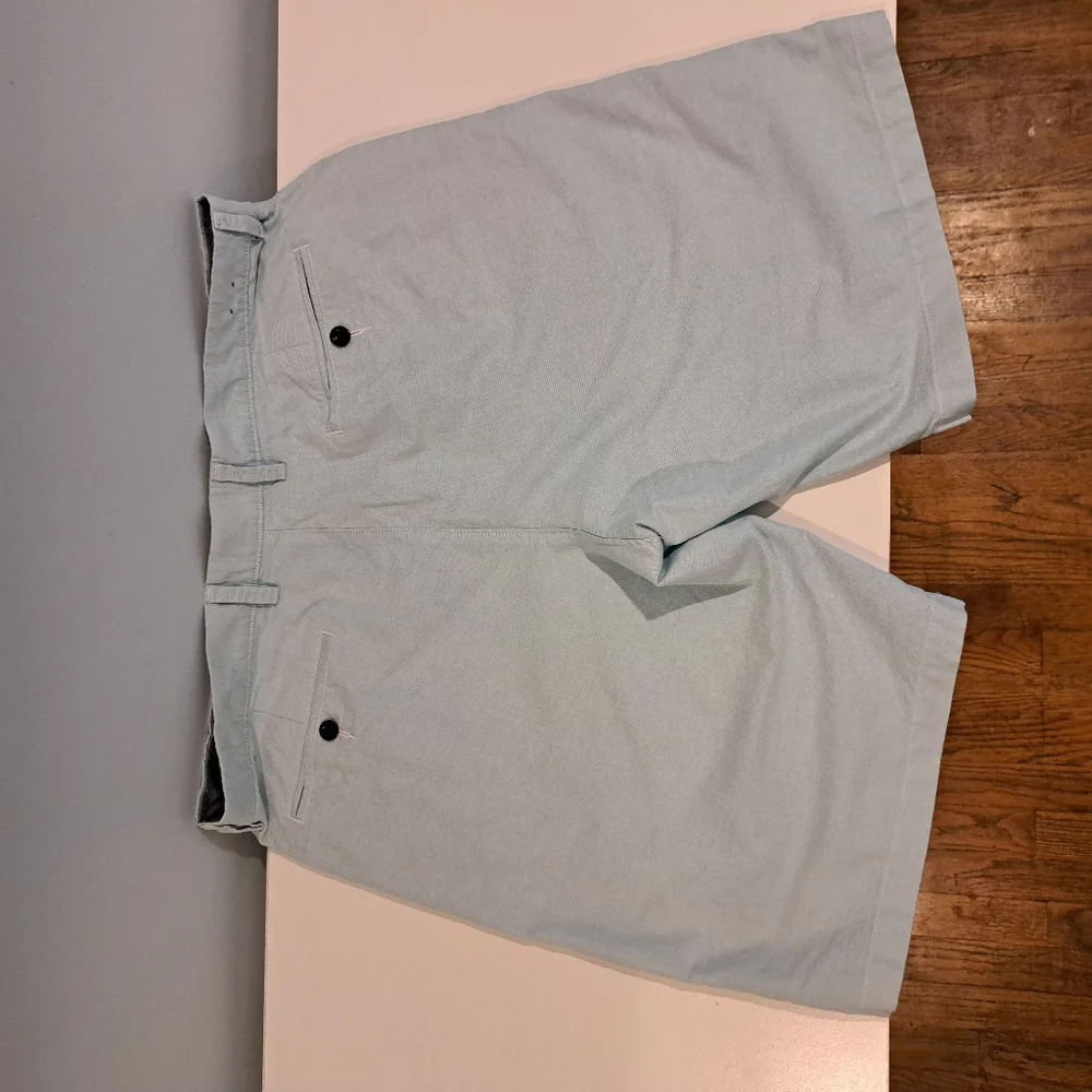 J. Crew Club men's 36×10.5 shorts.